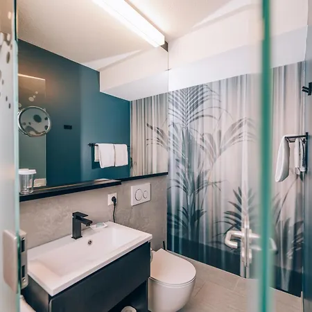 Victory Gaestehaus Therme מלון