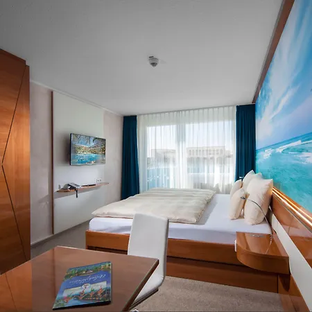 Victory Gaestehaus Therme מלון 3*