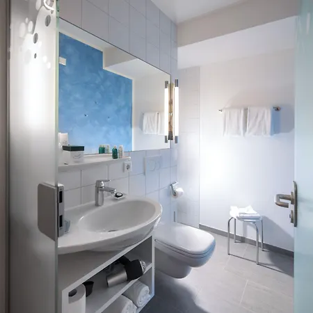 Victory Gaestehaus Therme מלון 3*