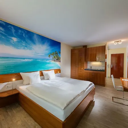 Victory Gaestehaus Therme מלון